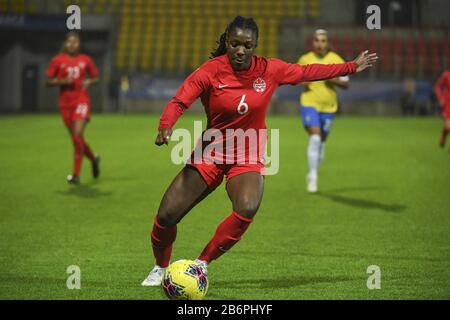 Calais, Francia. 10th Mar, 2020. VALENCIENNES, FRANCIA. Mar 10th: 20200310 Calais, Francia : Canadian Deanne Rose (6) nella foto, durante la partita di calcio femminile tra le squadre nazionali del Brasile e del Canada, il terzo e ultimo giorno di incontro del Tournoi de France 2020, un prestigioso torneo di womensemble amichevole nel Nord della Francia, martedì 10 marzo 2020 a Calais, Francia . Photo SPORTPIX.BE | DIRK VUYLSTEKE Dirk Vuylsteke/SPP-Sportpix Credit: SPP Sport Press Photo. /Alamy Live News Foto Stock