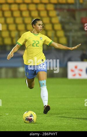 Calais, Francia. 10th Mar, 2020. VALENCIENNES, FRANCIA. Mar 10th: 20200310 Calais, Francia : Rafaelle brasiliano (22) nella foto, durante la partita di calcio femminile tra le squadre nazionali del Brasile e del Canada, il terzo e ultimo giorno di incontro del Tournoi de France 2020, un prestigioso torneo di womensemble amichevole nel Nord della Francia, martedì 10 marzo 2020 a Calais, Francia . Photo SPORTPIX.BE | DIRK VUYLSTEKE Dirk Vuylsteke/SPP-Sportpix Credit: SPP Sport Press Photo. /Alamy Live News Foto Stock