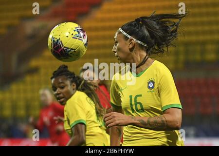 Calais, Francia. 10th Mar, 2020. VALENCIENNES, FRANCIA. Mar 10th: 20200310 Calais, Francia : Beatriz Brasiliano (16) nella foto durante la partita di calcio femminile tra le squadre nazionali del Brasile e del Canada il terzo e ultimo giorno di incontro del Tournoi de France 2020, un prestigioso torneo di womensemble amichevole in Francia settentrionale, martedì 10 marzo 2020 a Calais, Francia . Photo SPORTPIX.BE | DIRK VUYLSTEKE Dirk Vuylsteke/SPP-Sportpix Credit: SPP Sport Press Photo. /Alamy Live News Foto Stock