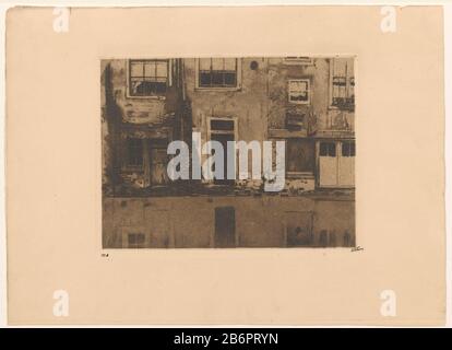 Gezicht op de achterzijde de Zeedijk ad Amsterdam Vista sul retro delle case sul lungomare, tra lo Spooksteeg E Il Breve Niezel. Visto da Oudezijds Achterburgwal. Produttore : stampatore Willem Witsen (personalmente firmato) Luogo di produzione: Amsterdam Data: Circa 1897 Materiale: Carta Tecnica: Acquaforte / acquatinta / piatto tono dimensioni: Bordo piatto: H 248 mm × W 329 mm Oggetto: Canali, acqua (in città) finestra edilizia urbana dove: Seawall Foto Stock