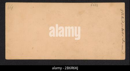 Gezicht op een portaal van de Notre-Dame in Parijs Gezicht op een portaal van de Notre-Dame in Parijs Object Type : stereofoto Objectnummer: RP-F-F05683 Iscrizioni / Merken: Oppschrift, vero, handgeschreven: ‘Portail, Notre Dame’nummer, vero, handgeschreven: ‘64’ Dating Produttore : fotografiad: Plaemonijs. 1855 - ca. 1860 Materiale: Fotopapier karton Techniek: Albuminedruk dimensioni: Secundaire drager: H 84 mm × b 176 mm Oggetto: Parti della chiesa esterno e annessi: Portale Foto Stock