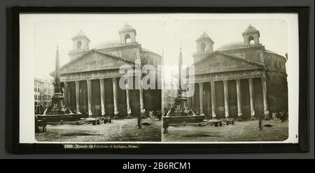 Gezicht op het Pantheon te Rome View of the Pantheon in Rome Property Type: Stereo picture Item number: RP-F F08244 Iscrizioni / marchi: Iscrizione, recto: '7300. Facade du Patheon d'Agrippa, Rome' Produttore : fotografo: Ferrier Pere et Fils Soulier & Levy Sr. (Possibile) fotografo: Claude-Marie Ferrier (possibile) fotografo: Jacques-Alexandre Ferrier (possibile) fotografo: Soulier (possibile) fotografo: J. Levy Sr. (Possibile) Luogo fabbricazione: Roma Data: 1860 - 1870 Materiale:. Bordo della guarnizione in vetro: Carta Tecnica: Diapassitief dimensioni: Vetro: H 82 mm × W 170 mm Oggetto: Chiesa Foto Stock