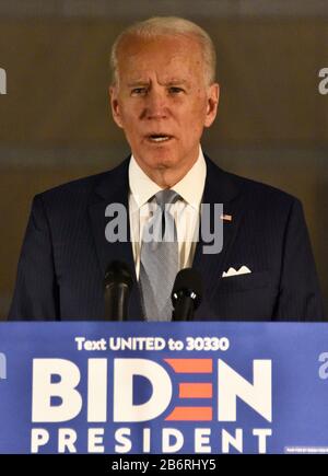 Philadelphia, PA, USA - 10 MARZO 2020: Joe Biden Consegna Primary Night Note al National Constitution Center. Foto Stock