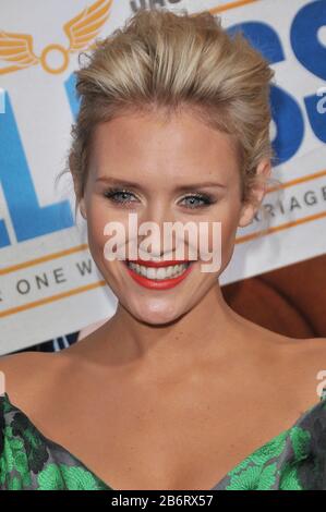 Nicky Whelan al 'Hall Pass' Los Angeles Premiere tenuto presso l'Arclight Cinerama Dome di Hollywood, CA. L'evento si è svolto mercoledì 23 febbraio 2011. Photo by: SBM / PictureLux - All Rights Reserved - file Reference N° 33984-1862SBMPLX Foto Stock