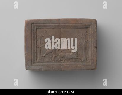 Haardsteen met voorstelling van een zwijnenjacht Haardsteen met voorstelling van een zwijnenjacht. Produttore : vervaardiger: AnoniemPlaats fabbricante: Zuidelijke Nederlanden Dating: CA. 1550 - ca. 1600 Kenmerken Fisici: Aardewerk Materiale: Aardewerk Techniek: Bakken / stempelen dimensioni: H 9,5 cm. × b 13,5 cm. × d 6,5 cm. Foto Stock