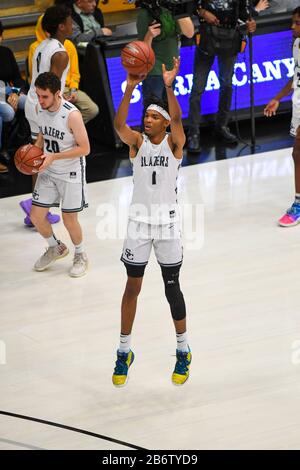 Sierra Canyon Trailblazers avanti Ziaire Williams (1) durante un CIF state Open Division Southern Regional finale partita di basket liceo contro Etiwanda, martedì 10 marzo 2020, a Northridge, California, USA. (Foto di IOS/Espa-Images) Foto Stock