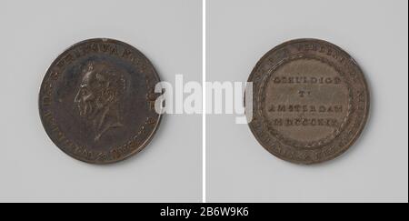 Inhuldiging te Amsterdam van Willem Frederik, prins van Oranje als souverein vorst Zilveren Penning. Voorzijde: Borststuk uomo binnen omschrift. Keerzijde: Opschrift binnen omschrift fabbricante : Hendrik LagemanPlats fabbricazione: Nederland dating: 1814 Materiale: Zilver Techniek: Slaan dimensioni: D 2,3 cm. × g 65 gr Oggetto: Bevrijding van Nederland (1813)Inhuldiging van prins Willem Frederik als souverein vorstWanneer: 1814-03-30 - 1814-03-30 Foto Stock