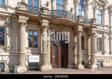 L'ingresso all'Università Andrassy di Budapest, Ungheria Foto Stock