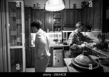 Italia, Lombardia, Casorezzo, Coronavirus, Covid 19, vita quotidiana durante l'epidemia Foto Stock