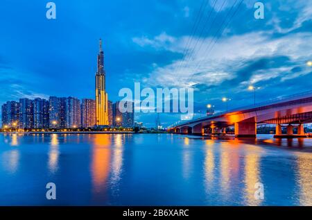 Landmark 81 è un grattacielo molto alto nella città di ho Chi Minh, Vietnam Foto Stock