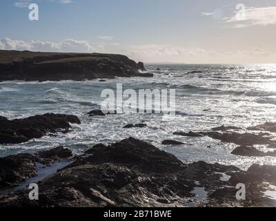 Si Affaccia Su Treyarnon Bay Cornwall Inghilterra Uk Europe Foto Stock