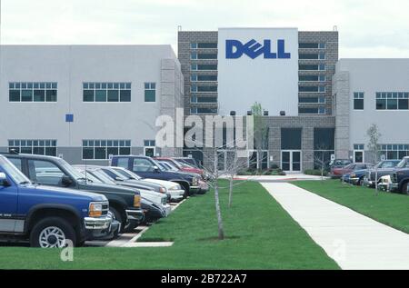 Round Rock, Texas USA: Ingresso alla struttura principale del computer Dell nel sobborgo appena a nord di Austin. ©Bob Daemmrich Foto Stock