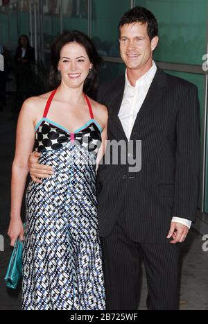 Dylan Walsh e Joanna Vanno alla prima mondiale di 'The Lake House' che si tiene al Pacific Cinerama Dome di Hollywood, CA. L'evento si è svolto martedì 13 giugno 2006. Foto di: SBM / PictureLux - Tutti i diritti riservati - riferimento file 33984-3455SBMPLX Foto Stock