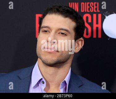 Los Angeles, California. 10 Marzo 2020. Alex Hernandez agli arrivi per BLOODSHOT Premiere, Regency Village Theatre - Westwood, Los Angeles, California 10 marzo 2020. Credit: Priscilla Grant/Everett Collection/Alamy Live News Foto Stock
