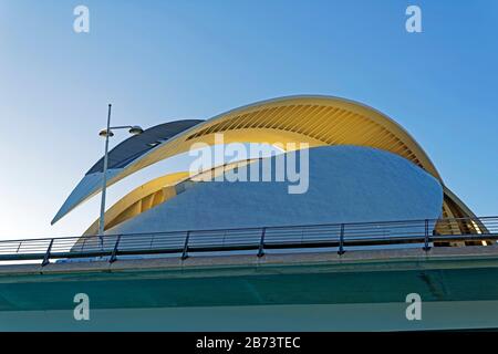 Spagna, Valencia, Valencia, Ciutat de les Arts i les Ciénci Ciutat de les Arts i les Ciénci città delle arti e delle scienze, edifici, Palau de les Foto Stock