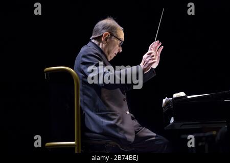 Ennio Morricone durante il concerto a Wroclaw, Polonia nel 2016 Foto Stock