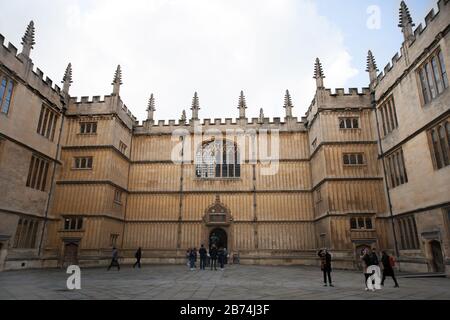 Oxford, Oxfordshire, UK 03 09 2020 La Bodleian Library di Oxford UK Foto Stock