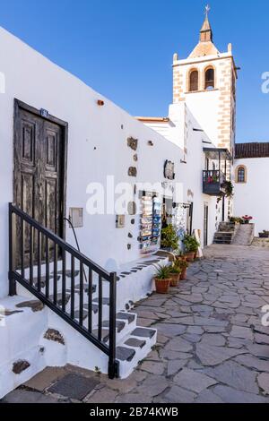 Iglesia de Santa Maria de Betancuria chiesa nella piccola città di Betancuria, l'antica capitale delle Canarie di Fuerteventura Foto Stock