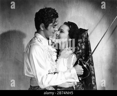 POTERE di Tyrone come Diego Vega alias Zorro e LINDA DARNELL come Lolita Quintero NEL MARCHIO DI ZORRO 1940 regista ROUBEN MAMOULIAN romanzo Johnston McCulley Twentieth Century Fox Foto Stock