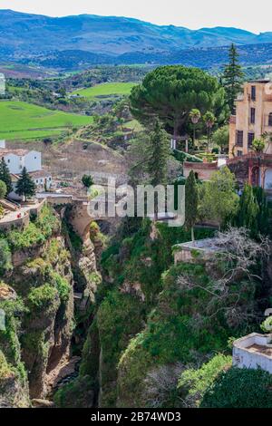 Giardini e casa del re moresco nei box di Ronda. 12 / Marzo / 2020 Foto Stock