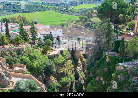 Giardini e casa del re moresco nei box di Ronda. 12 / Marzo / 2020 Foto Stock