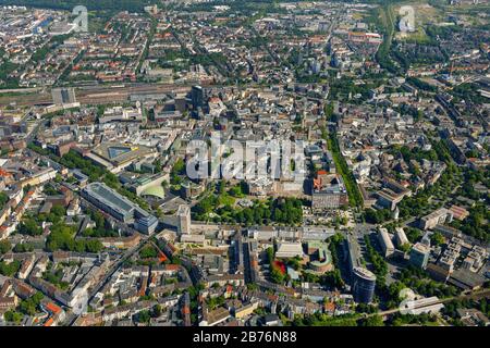 Centro di Dortmund con Stadtgarten, Rathaus, Hansaplatz, Friedensplatz, Opernhaus, thier-Galerie, 22.03.2012, vista aerea, Germania, Nord Reno-Westfalia, Ruhr Area, Dortmund Foto Stock