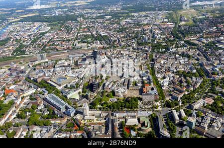 Centro di Dortmund con Stadtgarten, Rathaus, Hansaplatz, Friedensplatz, Opernhaus, thier-Galerie, 22.03.2012, vista aerea, Germania, Nord Reno-Westfalia, Ruhr Area, Dortmund Foto Stock