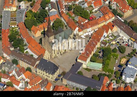 , città vecchia di Osnabrueck con la chiesa di Santa Maria e il municipio, 01.08.2012, vista aerea, Germania, bassa Sassonia, Osnabrueck Foto Stock