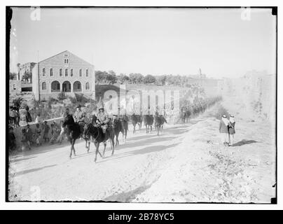 Ger. E Turk. (Tedesco e turco) prigionieri che entrano in Gerus. (Gerusalemme), vicino alla scuola di Rashidieh. Foto Stock