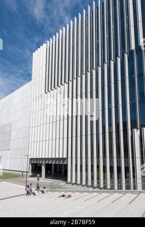 Il Science and Engineering Building (SEB) presso l'Università del nuovo Galles del Sud, costruito da Multiplex, è stato completato nel febbraio 2019 al costo di 187 milioni di dollari Foto Stock