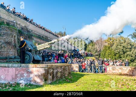 Cannone tradizionale a Gianicolo, Roma, Lazio, Italia Foto Stock