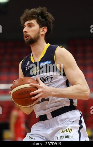 Funabashi Arena, Chiba, Giappone. 14 Marzo 2020. Ryan Rossiter (Brex), 14 MARZO 2020 - Pallacanestro : 2019-20 B.LEAGUE B1 gioco tra Chiba Jets 80-88 Utsunomiya Brex a Funabashi Arena, Chiba, Giappone. Credit: Yutaka/AFLO SPORT/Alamy Live News Foto Stock