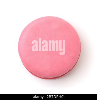 Vista dall'alto del macaron rosa isolato su bianco Foto Stock