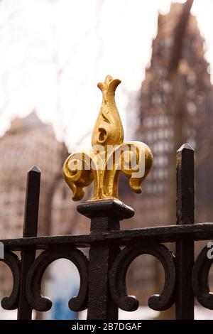 Finale sul Bryant Park Iron Fence Foto Stock