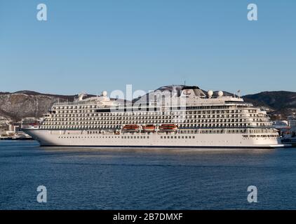 Viking Star all'ormeggio di Bodo, Norvegia. Foto Stock