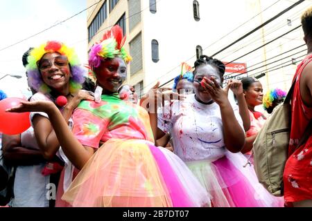 Carnevale 2020 – Parata dei personaggi tradizionali, Trinidad e Tobago, W.I. Foto Stock