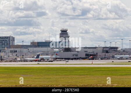 Quebec, Canada. L'Aeroporto Internazionale di Montreal, l'Aeroporto Internazionale Montréal-Trudeau Foto Stock