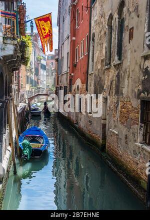 Venezia, Italia - 17 MAGGIO 2019: Bandiera nazionale veneziana al centro di Venezia Foto Stock