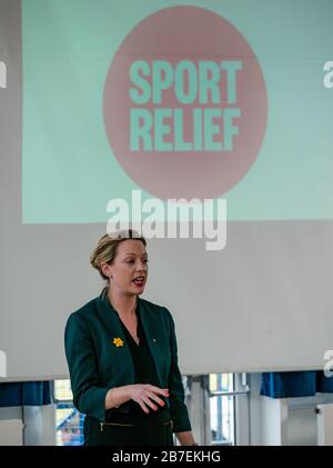 Il Ministro della SNP Jenny Gilruth (MSP) ha tenuto un discorso all'evento Comic Relief, Davidsons Mains Primary School, Edimburgo, Scozia, Regno Unito Foto Stock