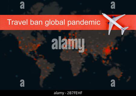 Voli annullati in aeroporto per COVID-19 esplosione di coronavirus banditi viaggi con aerei Foto Stock