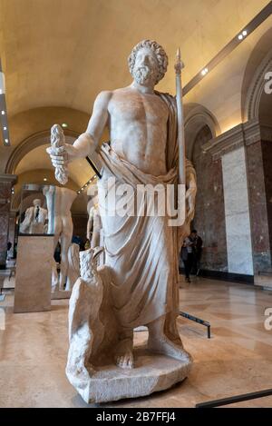 Zeus, dio dei cieli e maestro dell'Olimpo, statua al Museo del Louvre, Parigi, Francia, Europa Foto Stock