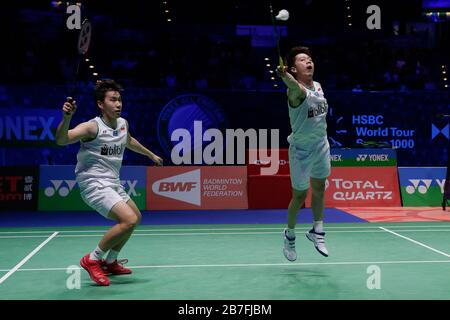 Birmingham. 15 Mar 2020. L'Indonesia Marcus Fernaldi Gideon (L) e Kevin Sanjaya Sukamuljo gareggiano durante la partita finale degli uomini con Hiroyuki Endo e Yuta Watanabe in tutto l'Inghilterra Badminton 2020 a Birmingham, in Gran Bretagna, il 15 marzo 2020. Credit: Tim Ireland/Xinhua/Alamy Live News Foto Stock