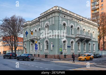 La proprietà della città del commerciante della prima gilda Y.M. Schlossberg, stile rinascimentale. L'edificio ospita attualmente l'Ambasciata di Germania Foto Stock