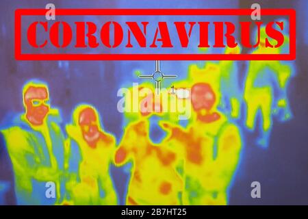 Scanner termico che rileva le persone infette con Covid-19. Foto Stock