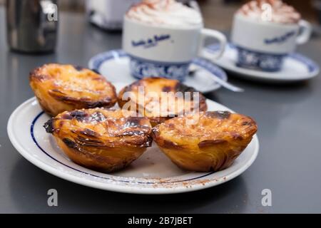 Pasteis de nata a Pasteis de Belem, Lisbona, Portogallo Foto Stock