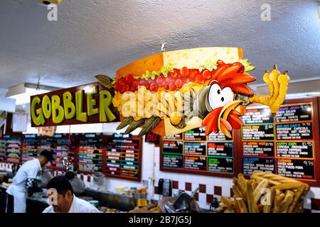 Millburn Delicatessen 328 Millburn Avenue, Millburn, NJ 07041 locale preferito, aperto dal 1946. Il miglior sandwich Deli nel Garden state. Foto Stock