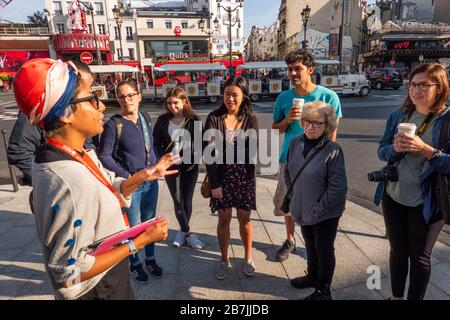 Tour del quartiere di Montmartre Parigi Francia Foto Stock