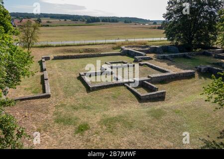 Le restanti gambe del forte romano Abusina-Eining, Eining vicino Abensberg, Baviera, Germania. Foto Stock