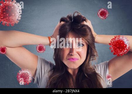 Temuta ragazza attaccata da virus e batteri. Concetto di malattia Foto Stock