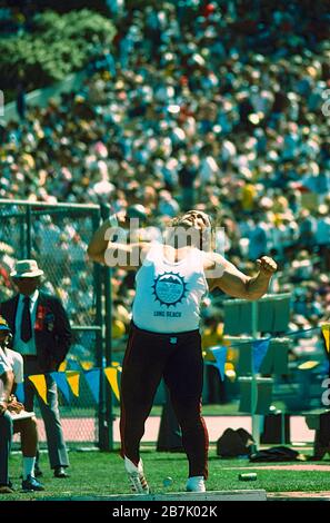 Al Feuerbach (USA) in gara nel colpo messo nel 1978 Foto Stock